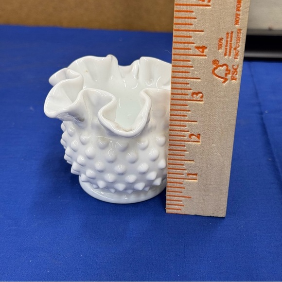 Hobnail White Milk Glass Small Rose Vase with Crimped Ruffled Edge - Picture 8 of 9